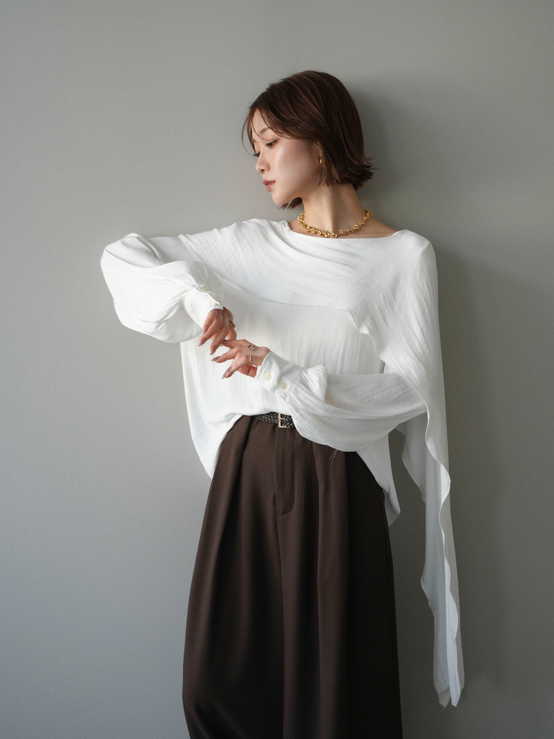 [予約]シルキードレープブラウス/white