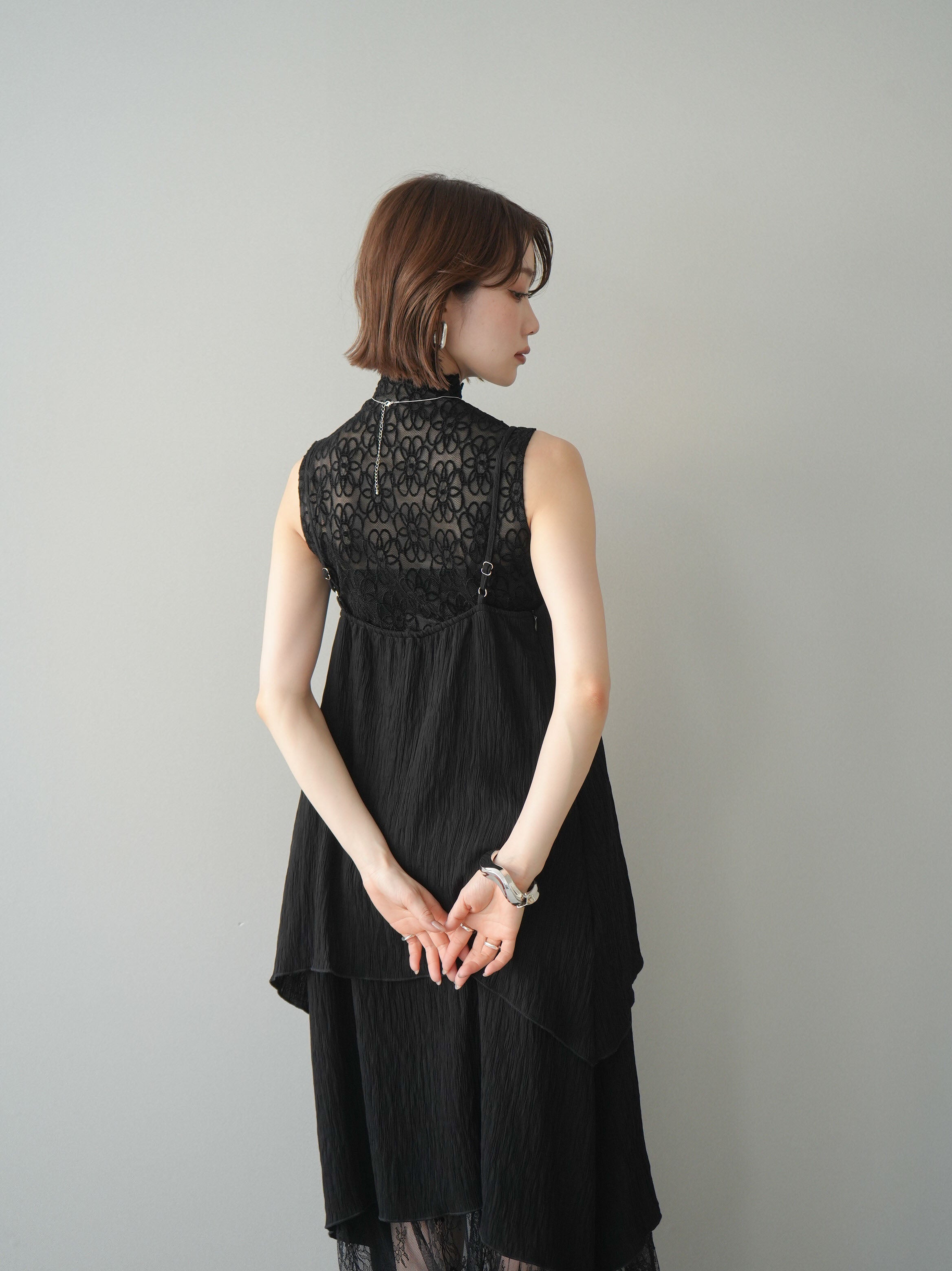 SET]レース切替アシンメトリーワンピース+ノースリーブプチネック