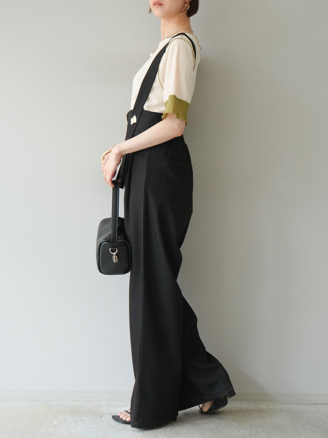 [SET]プリーツ配色ボートネックプルオーバー+ゴールドボタンサスペンダーワイドパンツ(2set)