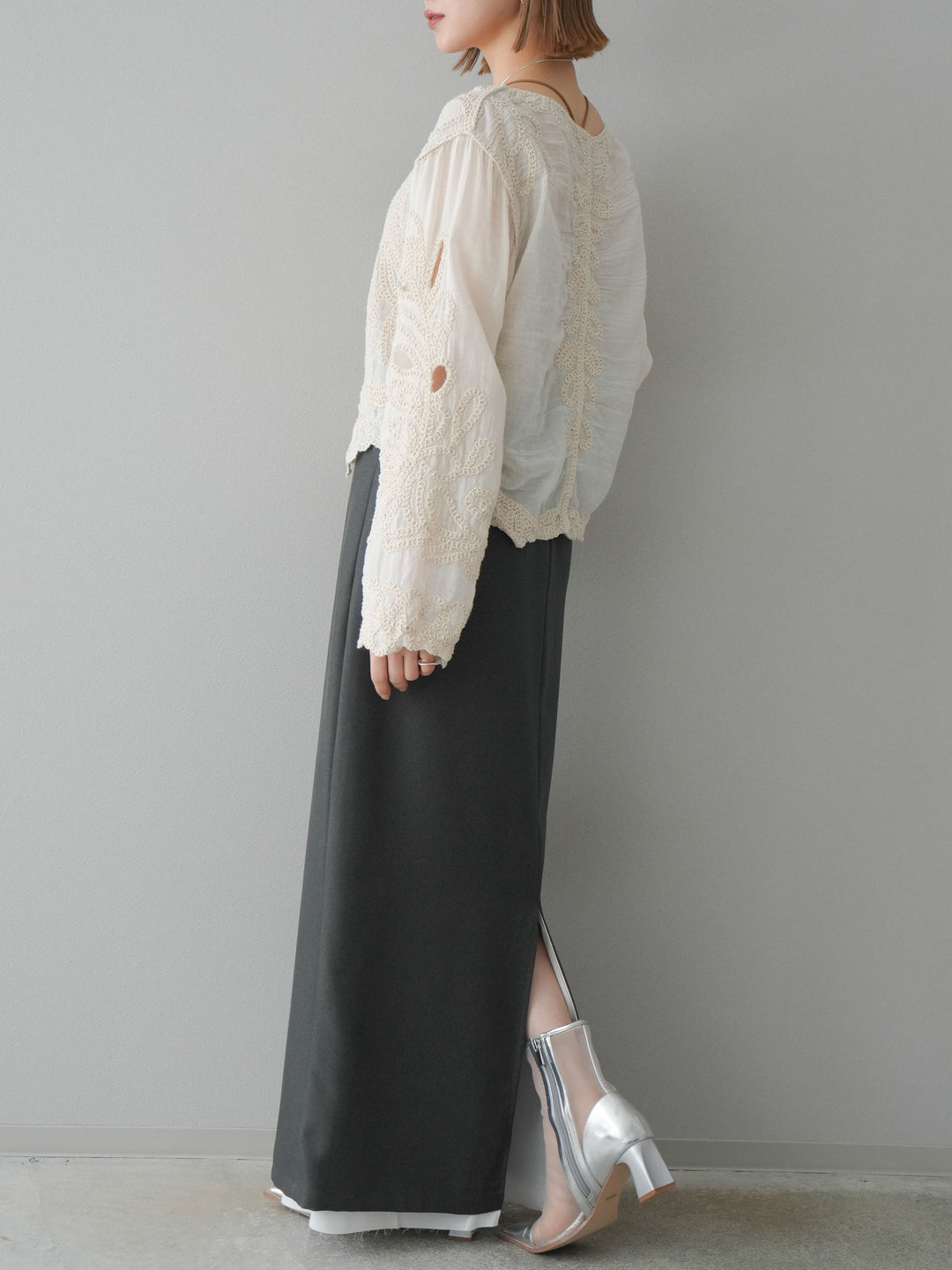 [預訂] 鉤針設計襯衫/象牙色