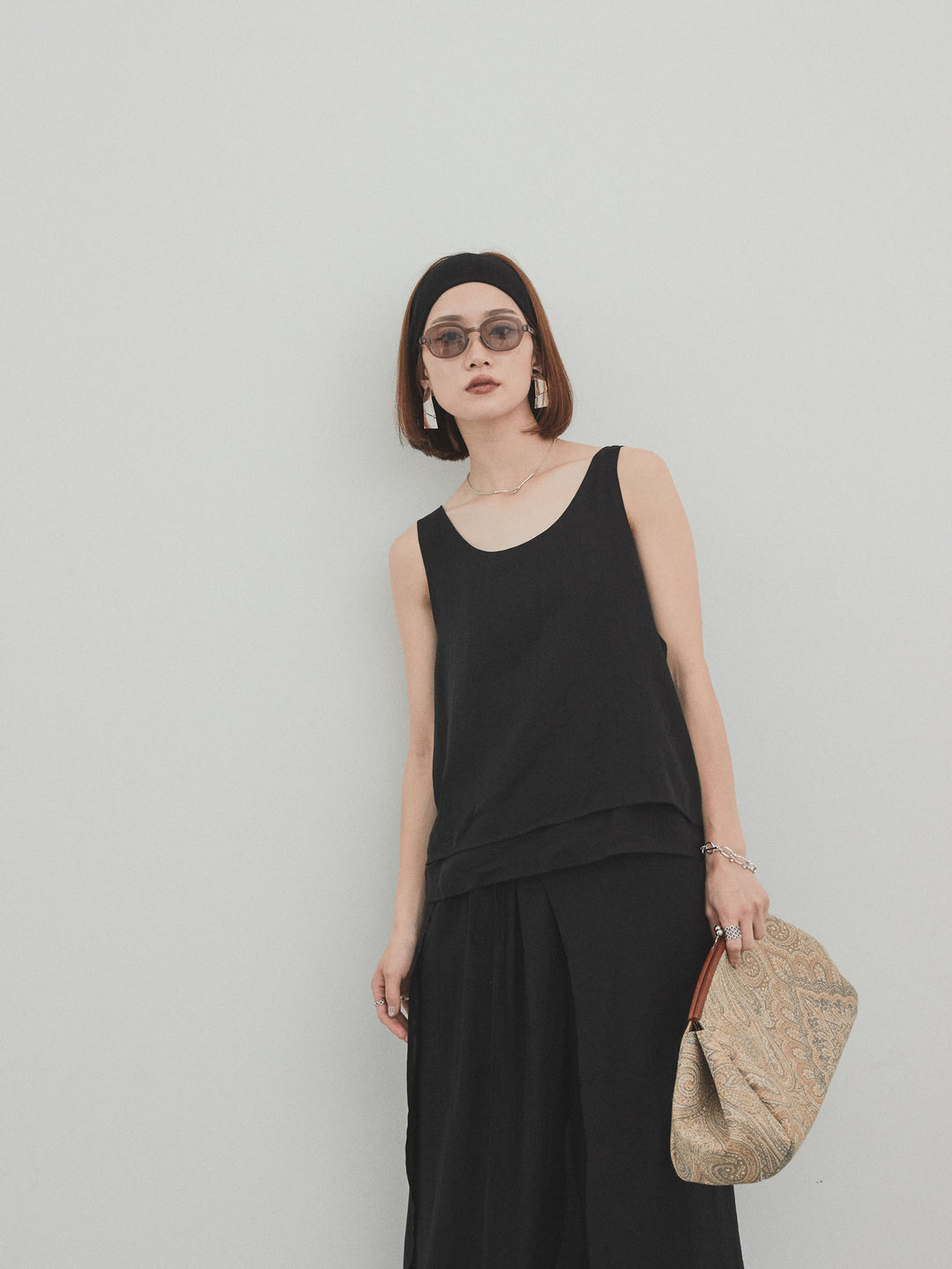 [預購] Washer Satin 薄紗多層背心/黑色