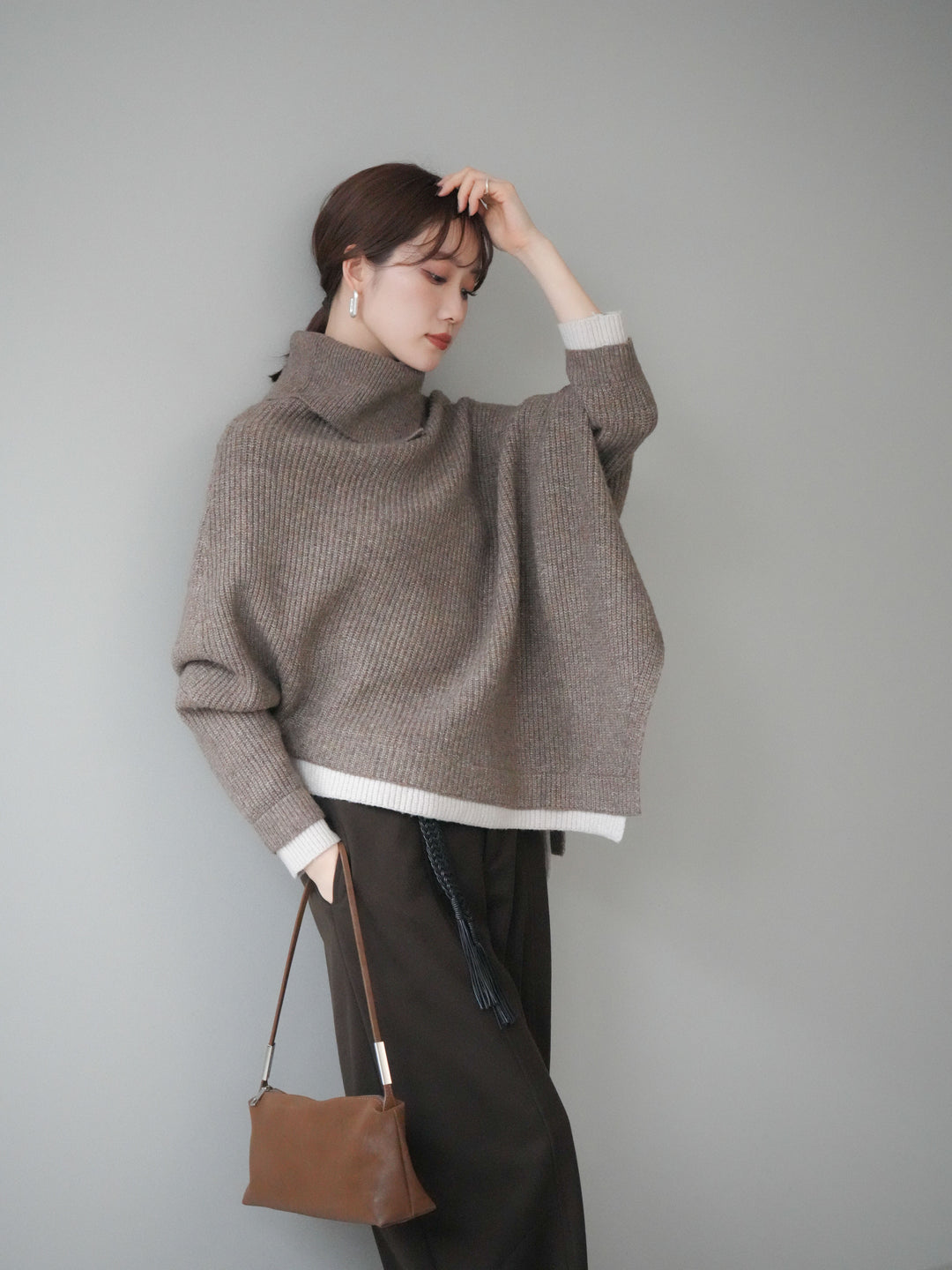 [予約]配色アシンメトリードルマンニットプルオーバー/oatmeal