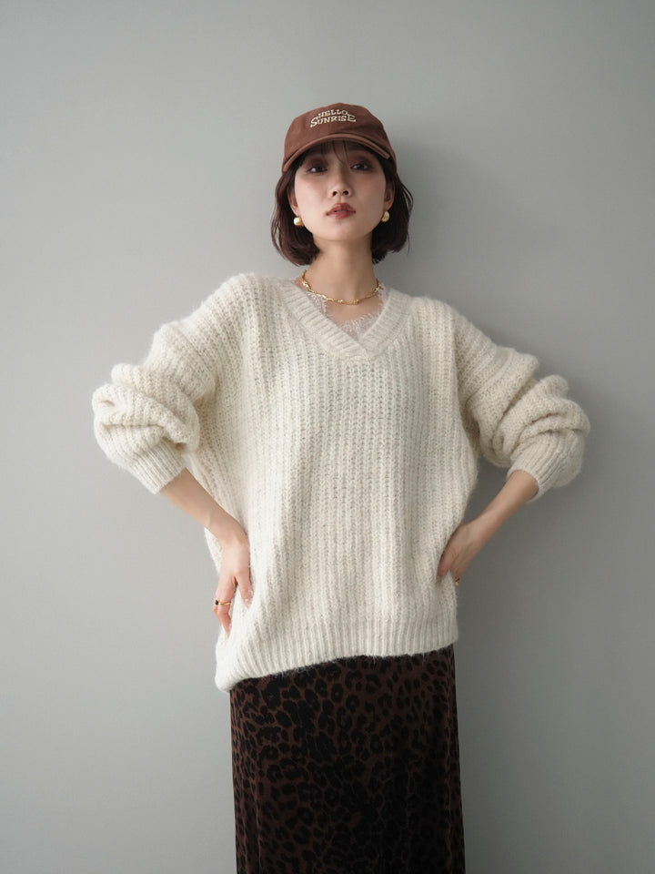 [予約]Vネックレースニットプルオーバー/white