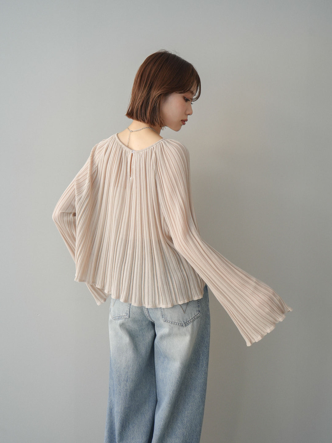 [予約]プリーツシアーフレアスリーブニットトップス/beige