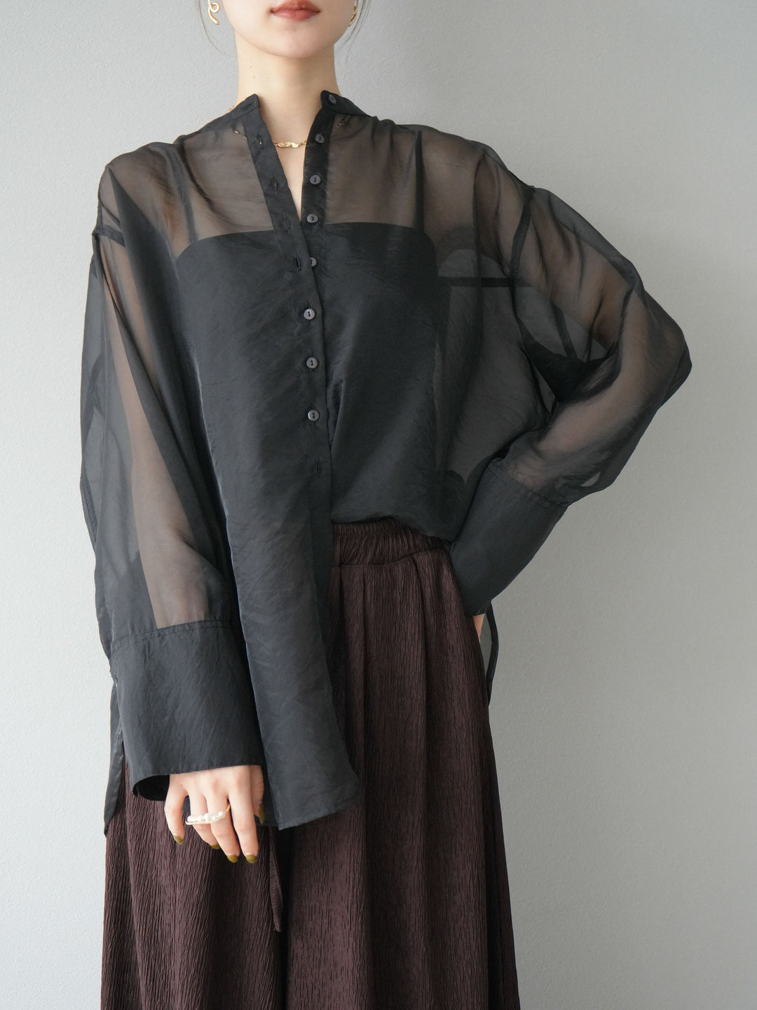 [SET] 亮面透視立領襯衫 + 柳葉寬褲 (2set)