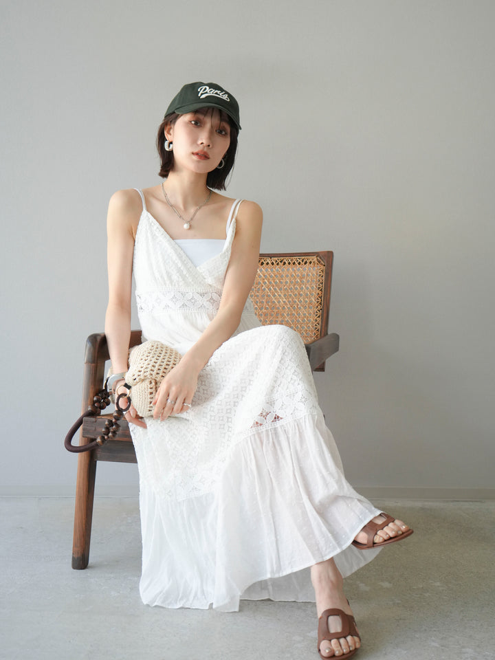 [SET] 蕾絲花邊吊帶裙+網紗羅紋罩杯吊帶背心（2件組）