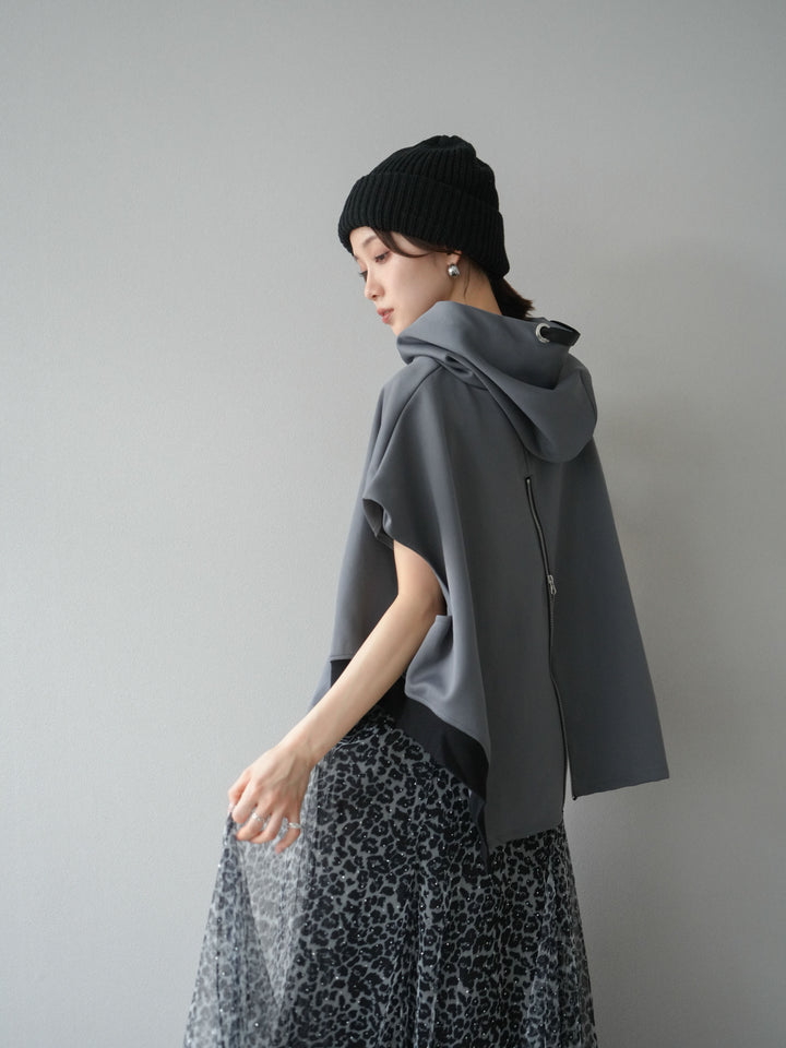 [予約]アシンメトリードルマンバックZIPフーディー/チャコール