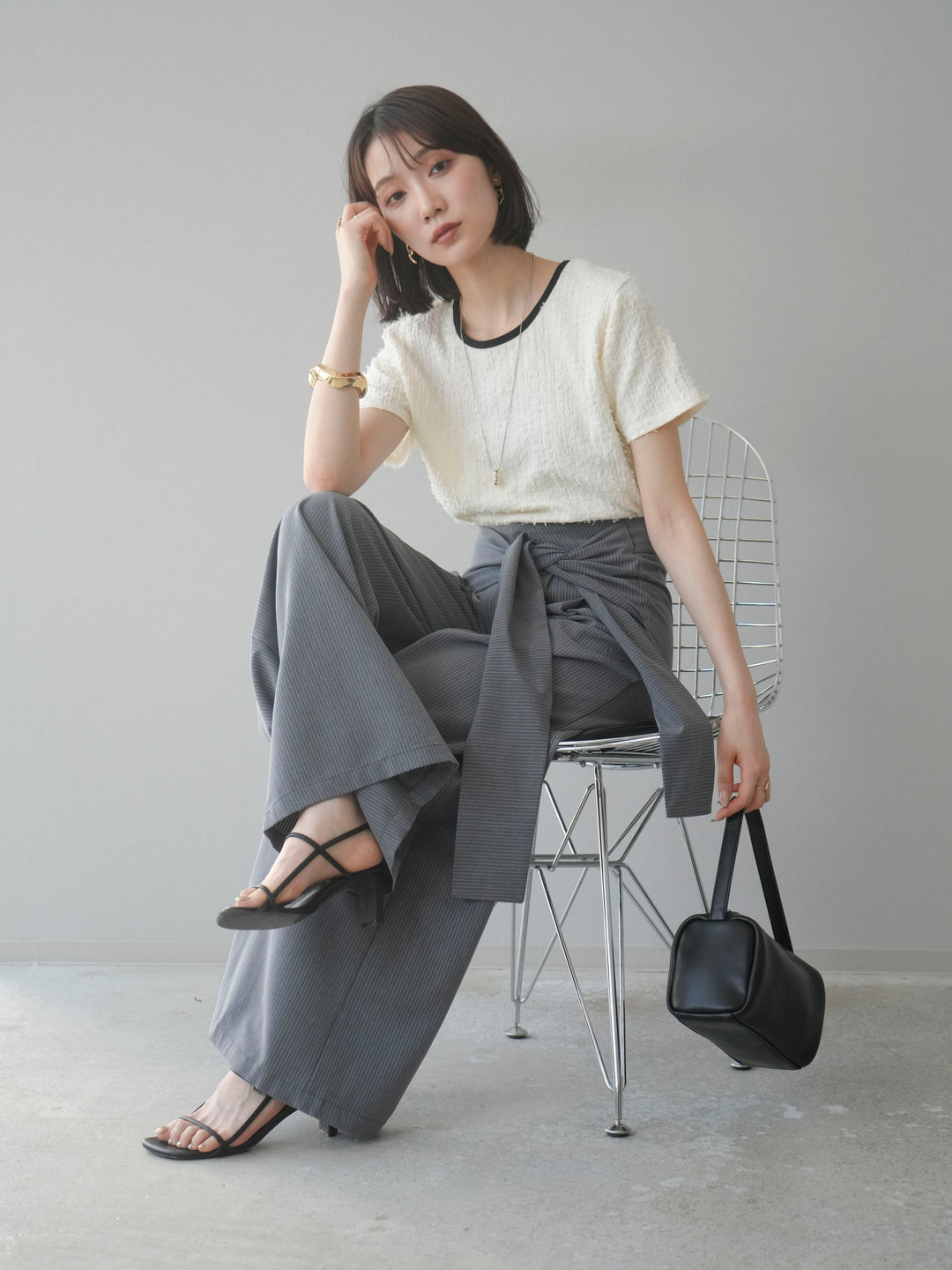 【預訂】顏色協調的滾邊蓬鬆剪裁上衣/象牙白