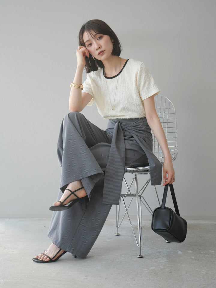 【預訂】顏色協調的滾邊蓬鬆剪裁上衣/象牙白