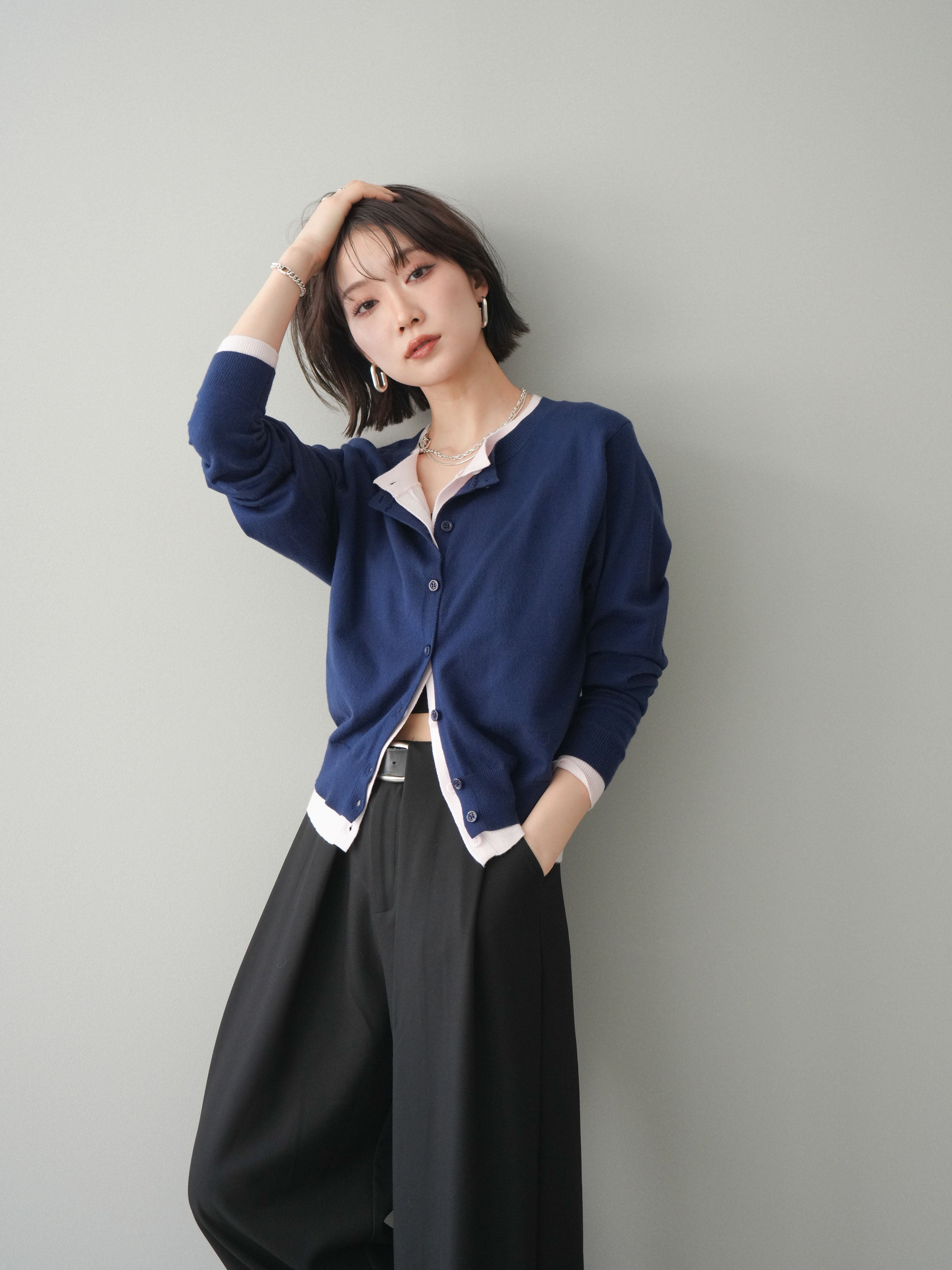 yori 配色ニットカーディガン ネイビー 予約]配色レイヤードニットカーディガン/navy – Lumier