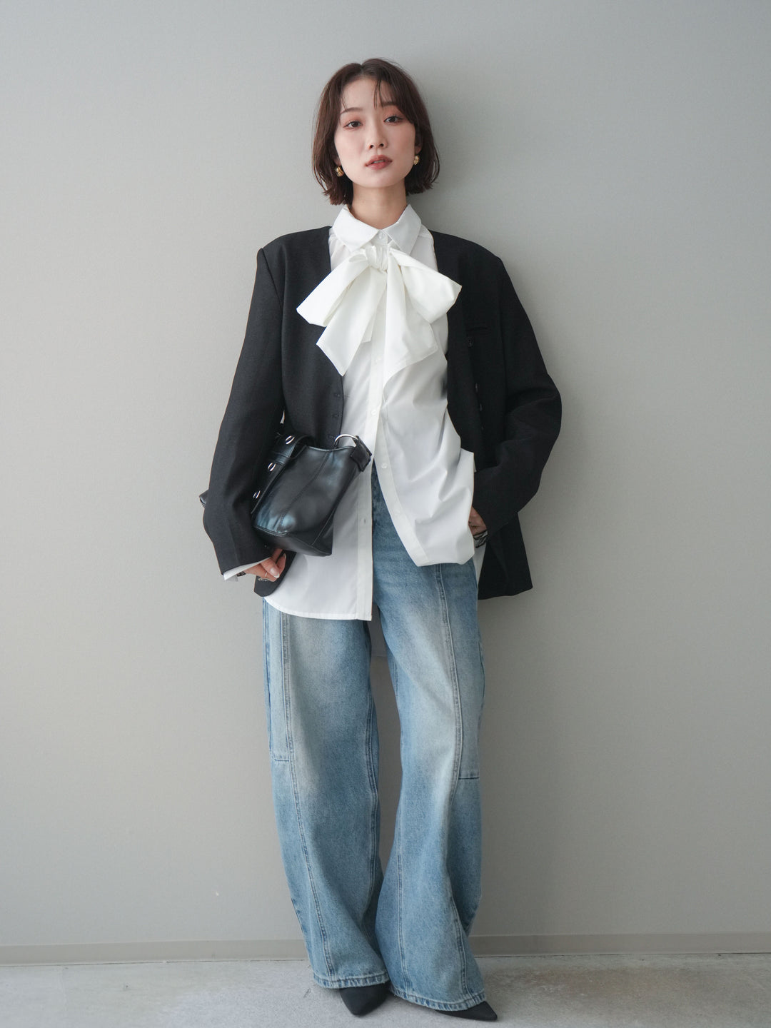 [SET]ノーカラージャケット+ボウタイ付オーバーシャツ+ガーメントウォッシュカーブデニムパンツ(3set)