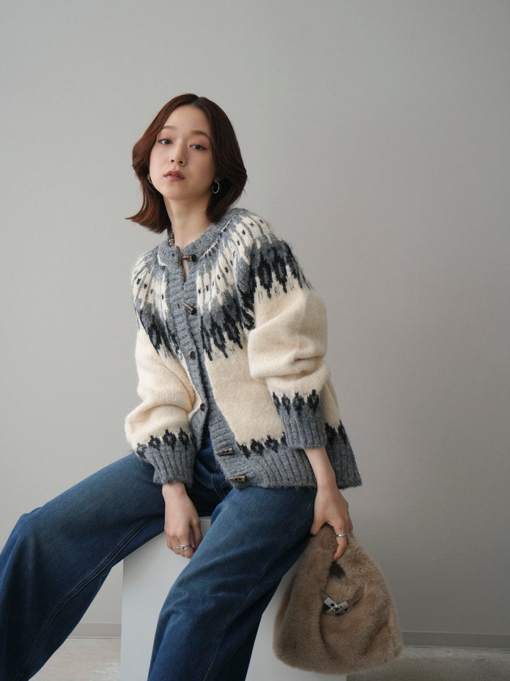 [SET]トグルボタン求心柄ニットカーディガン+裏起毛裾フリンジワイドデニムパンツ(2set)