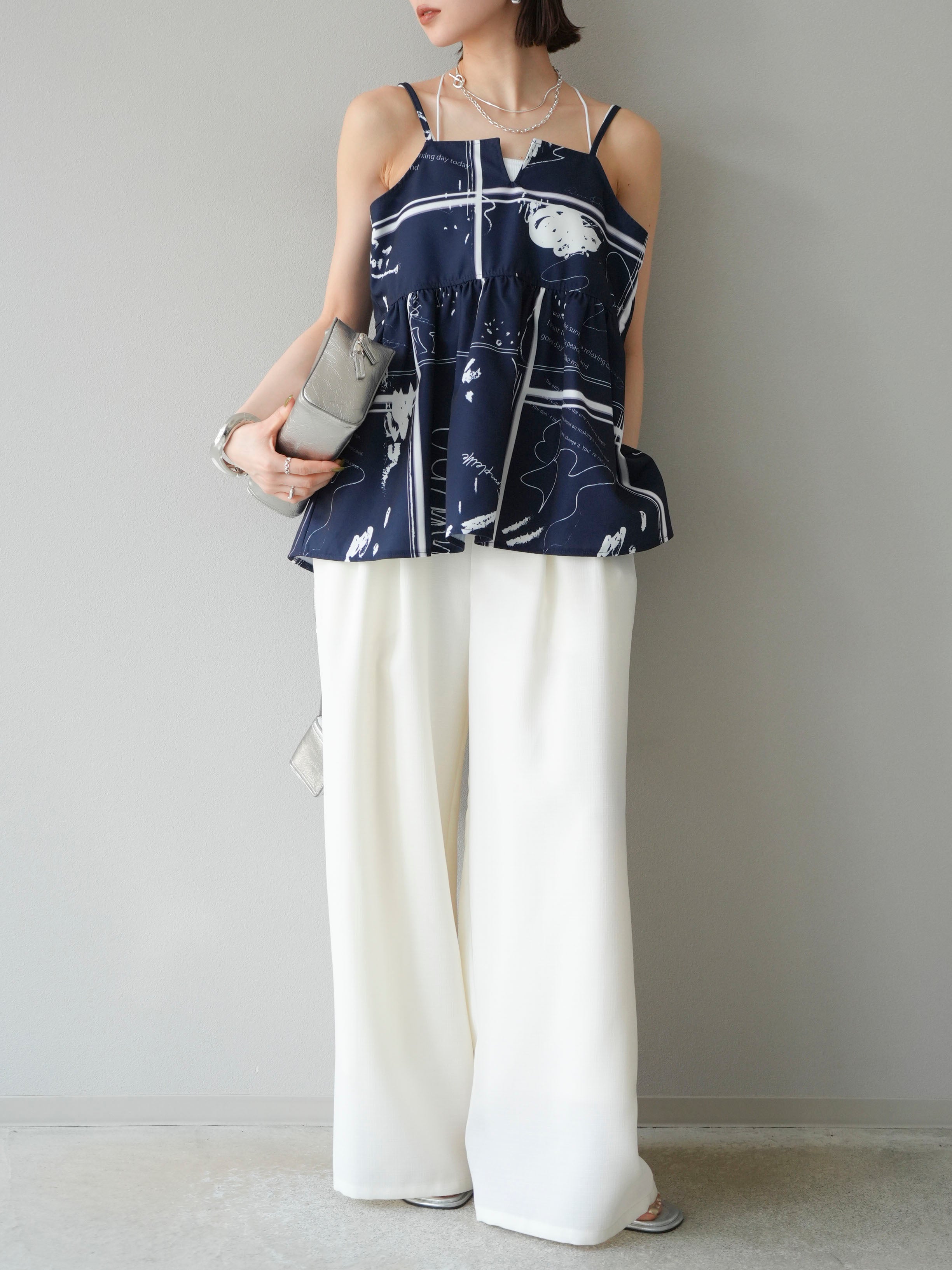 予約]ペイント柄キャミソール/ネイビー – Lumier