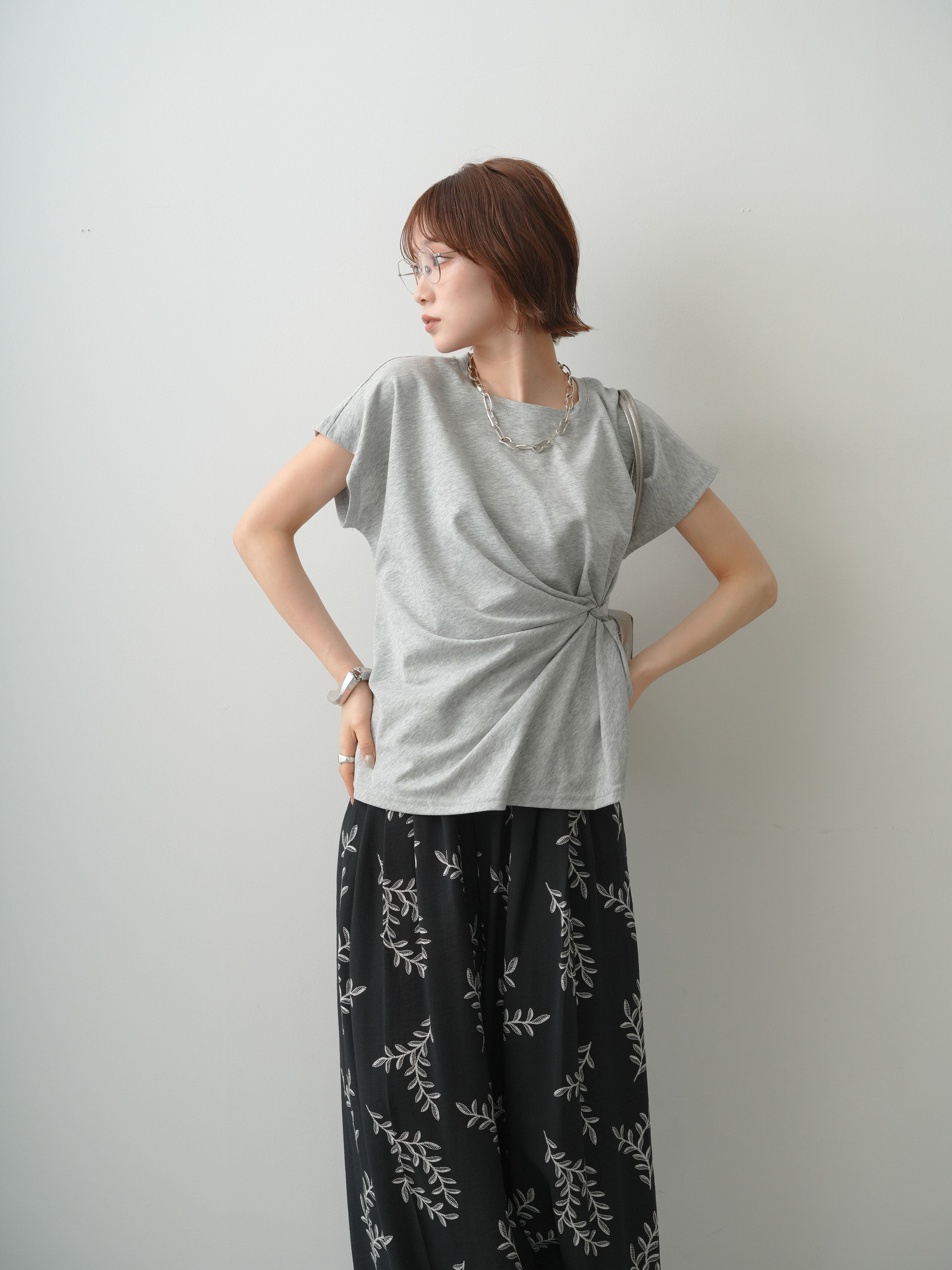 予約]サイドノットTEE/gray – Lumier
