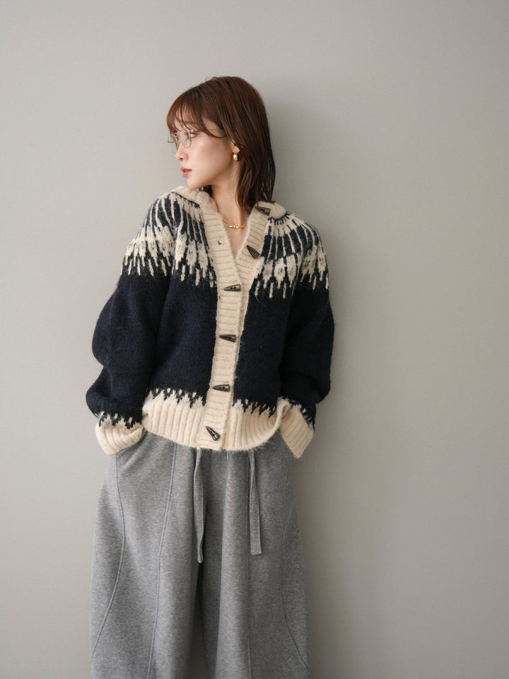 [SET]トグルボタン求心柄ニットカーディガン+ウエストベルトカーブラインスエットパンツ(2set)