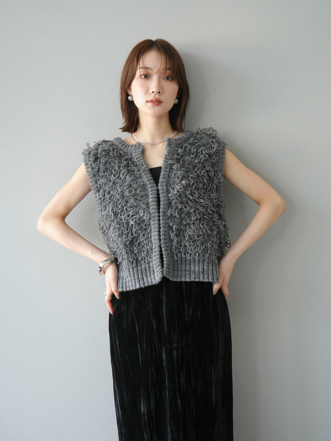 [SET]レザー襟オンブレチェックオーバーシャツ +ループデザインホックベスト +クラッシュベロアナロースカート(3set)