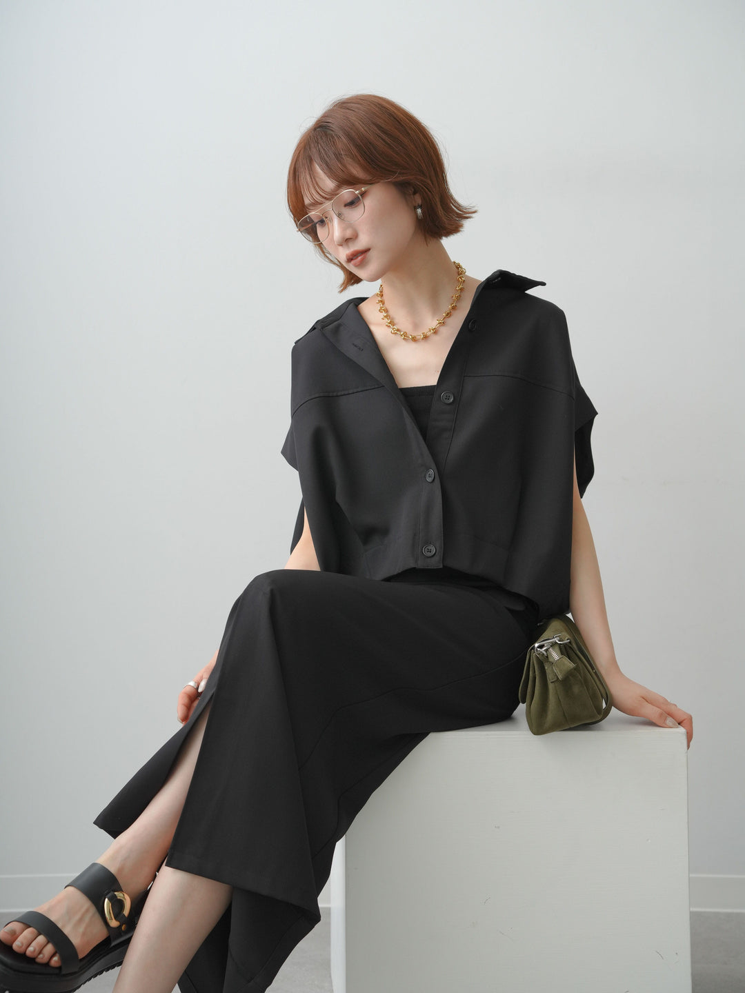 [SET]クレープデシンランタンノースリシャツ+クレープデシンフラップ付きストレートスカート(2set)