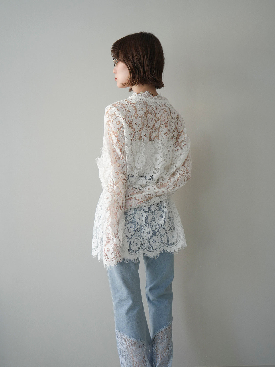 【預購】花朵蕾絲長袖束腰上衣 / 白色