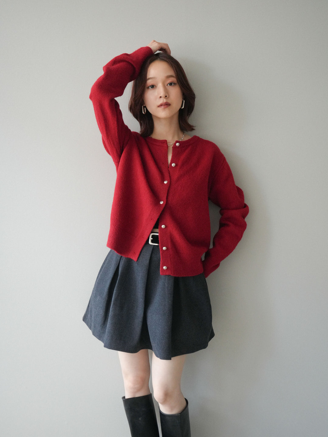 [SET]アンティークボタンニットカーディガン+ベルト付きタックミニスカート(2set)