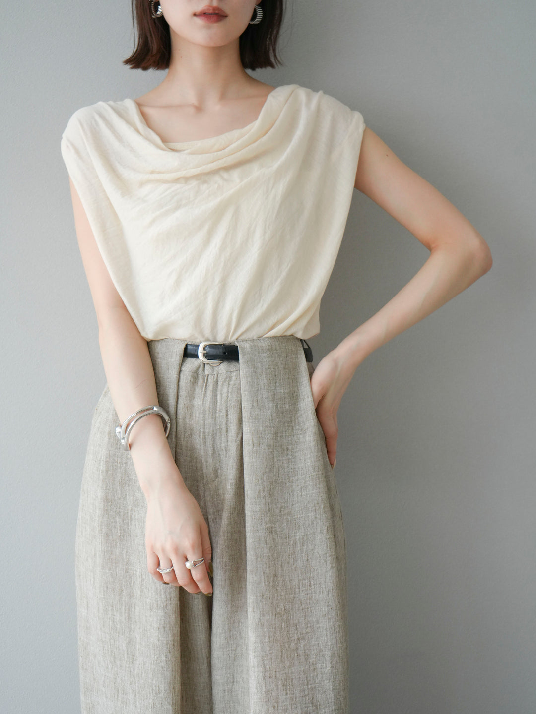 [預訂] 串珠鏈垂墜上衣/象牙色