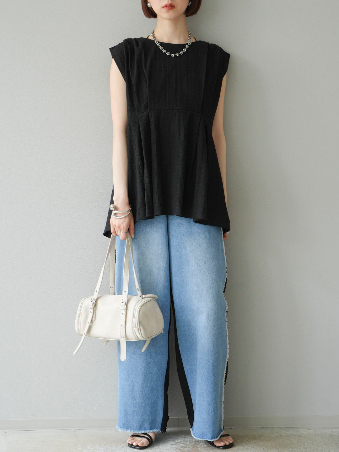 [予約]ドビーストライプタックブラウス/ブラック