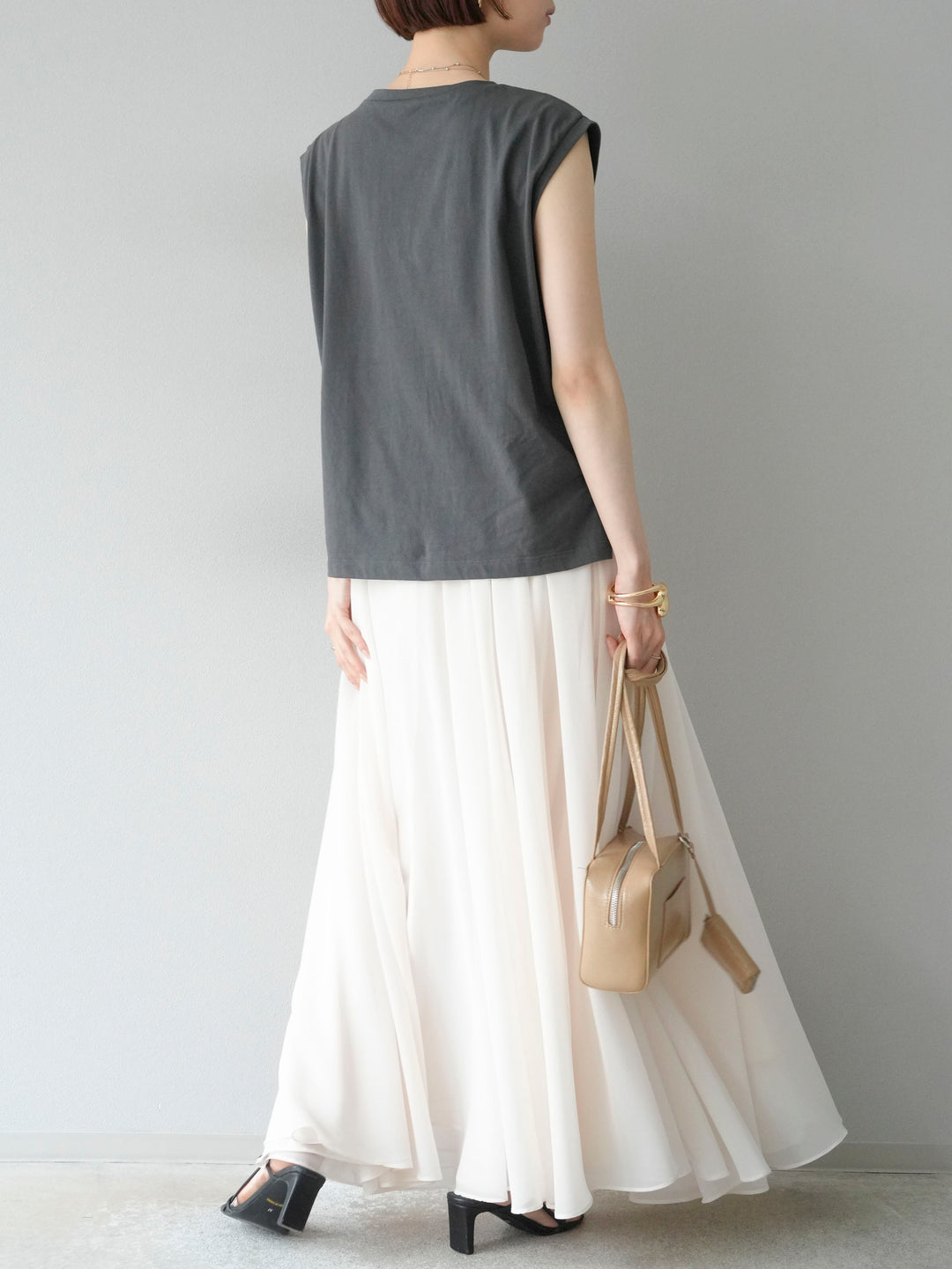 [SET] 繩繡法式袖T卹+雪紡喇叭裙（2件組）