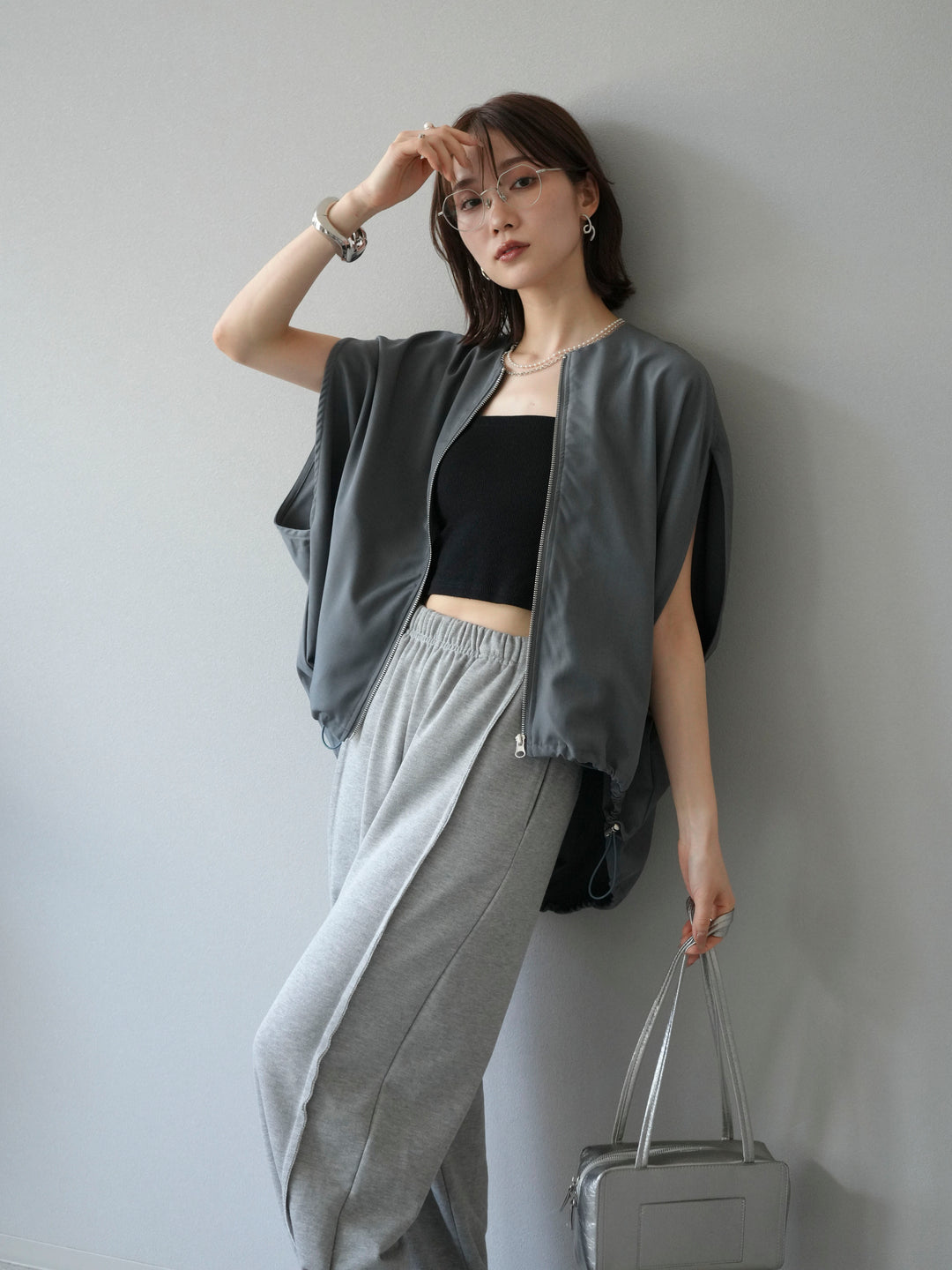 [予約]スリーブレスドロストZIPブルゾン/グレー