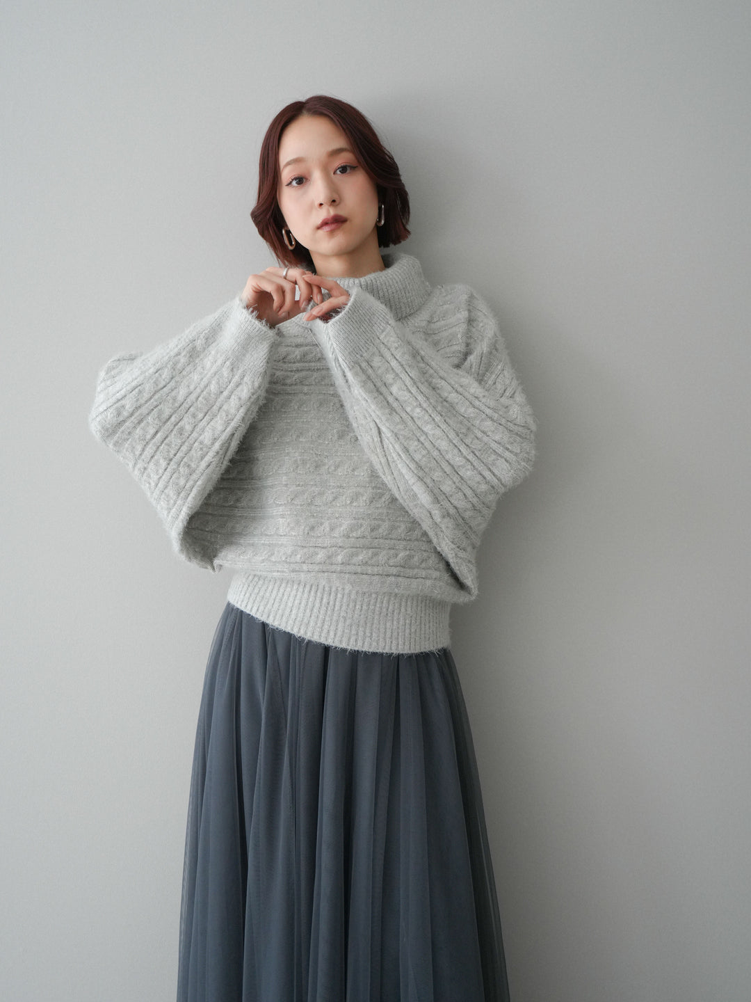 [予約]オフタートルケーブル編みニットプルオーバー/gray
