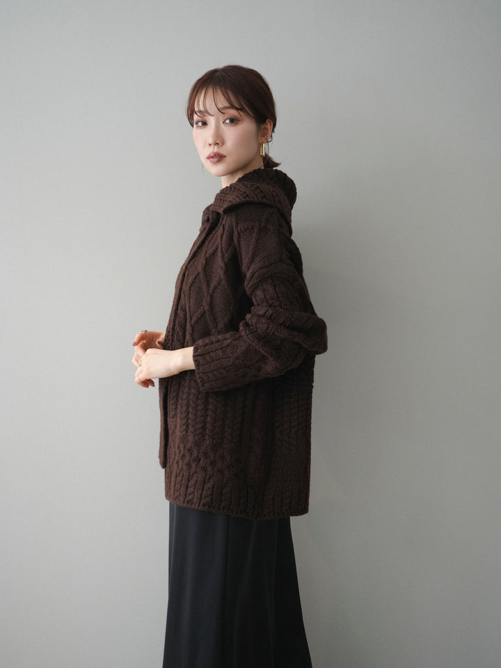 [予約]ケーブル編みデザインニットカーディガン/brown