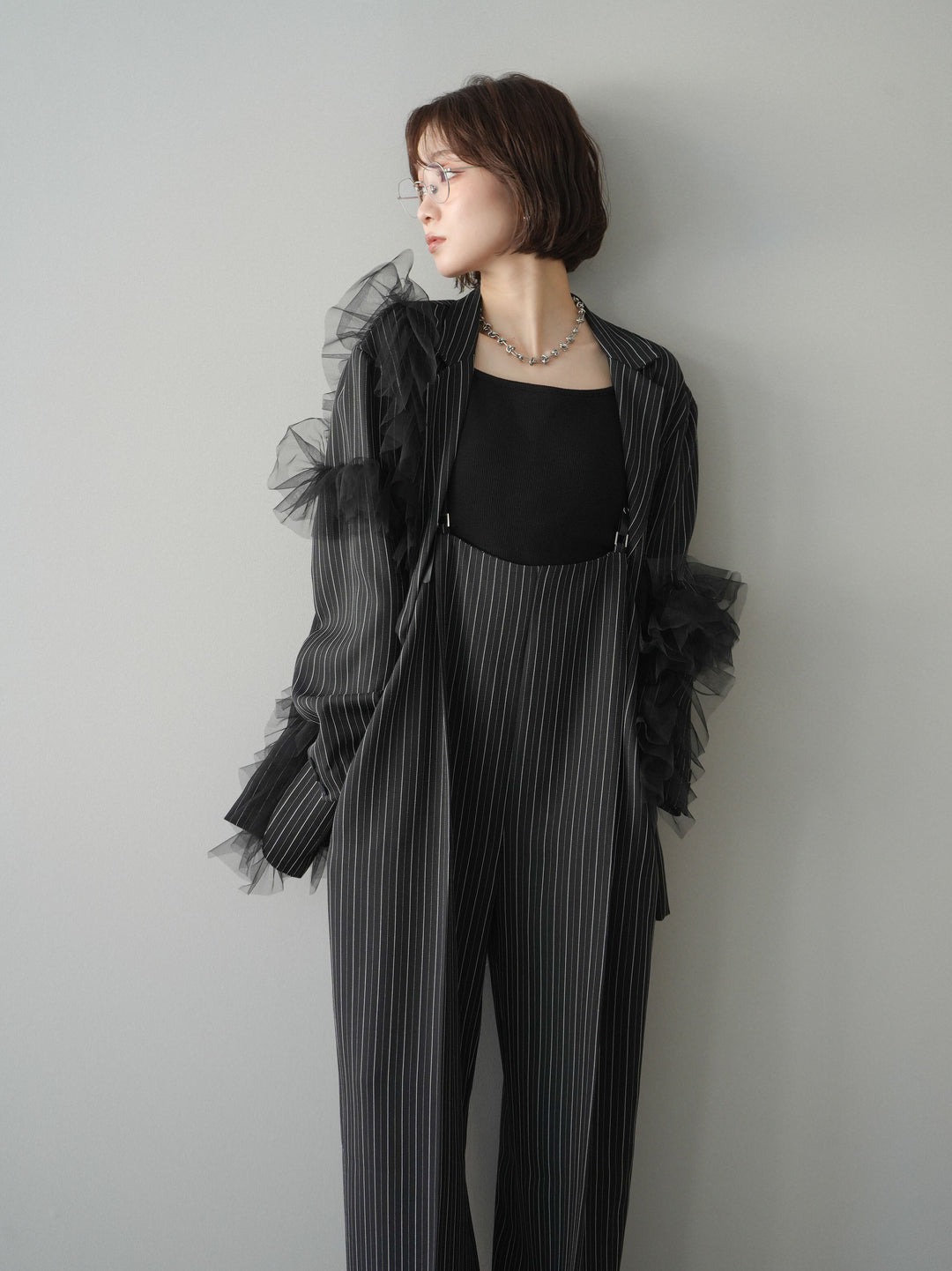 [SET]アシンメトリーチュールストライプジャケット+ヘリンボーンストライプサロペット(2set)