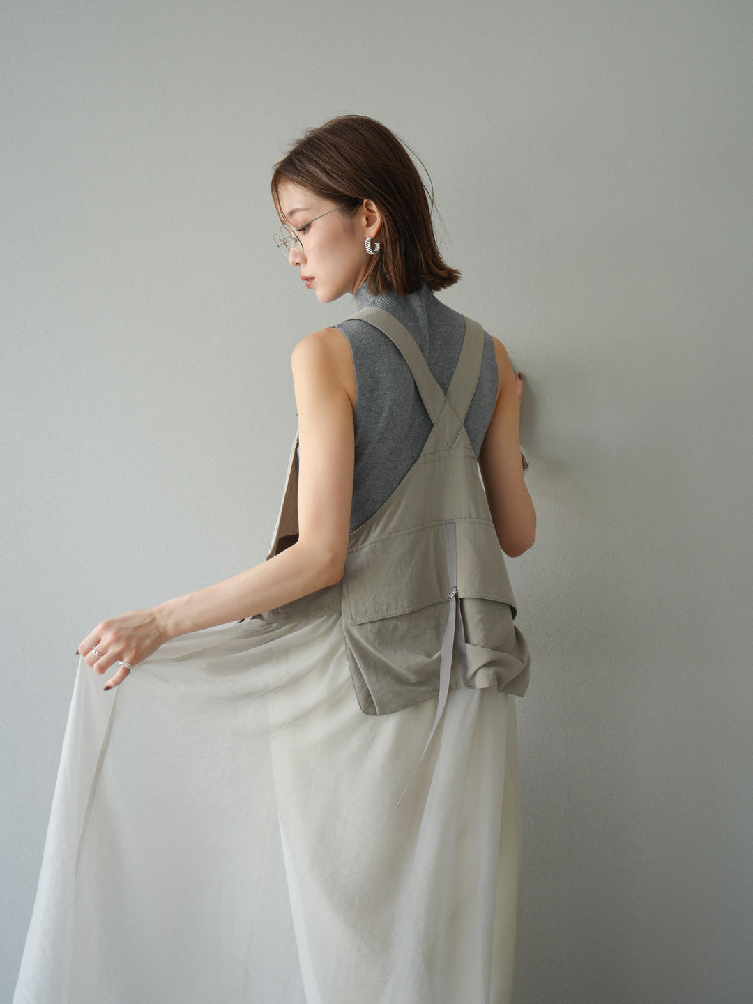 [SET] 戰術背心歐根紗洋裝 + 麻質寬鬆寬褲 (2 件套)