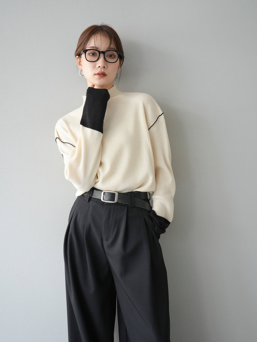 [予約]ボトルネック配色リブニットプルオーバー/エクリュ×ブラック