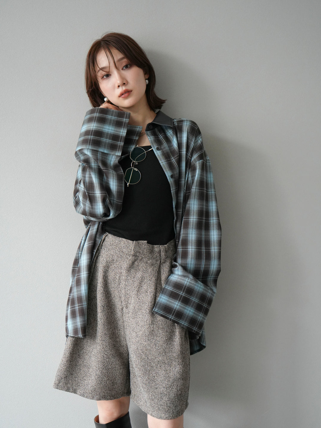 [予約]レザー襟オンブレチェックオーバーシャツ /ブルー