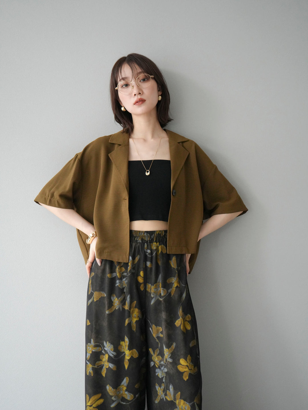 [SET]ハーフショートジャケット+フラワープリントチュールレイヤードパンツ(2set)