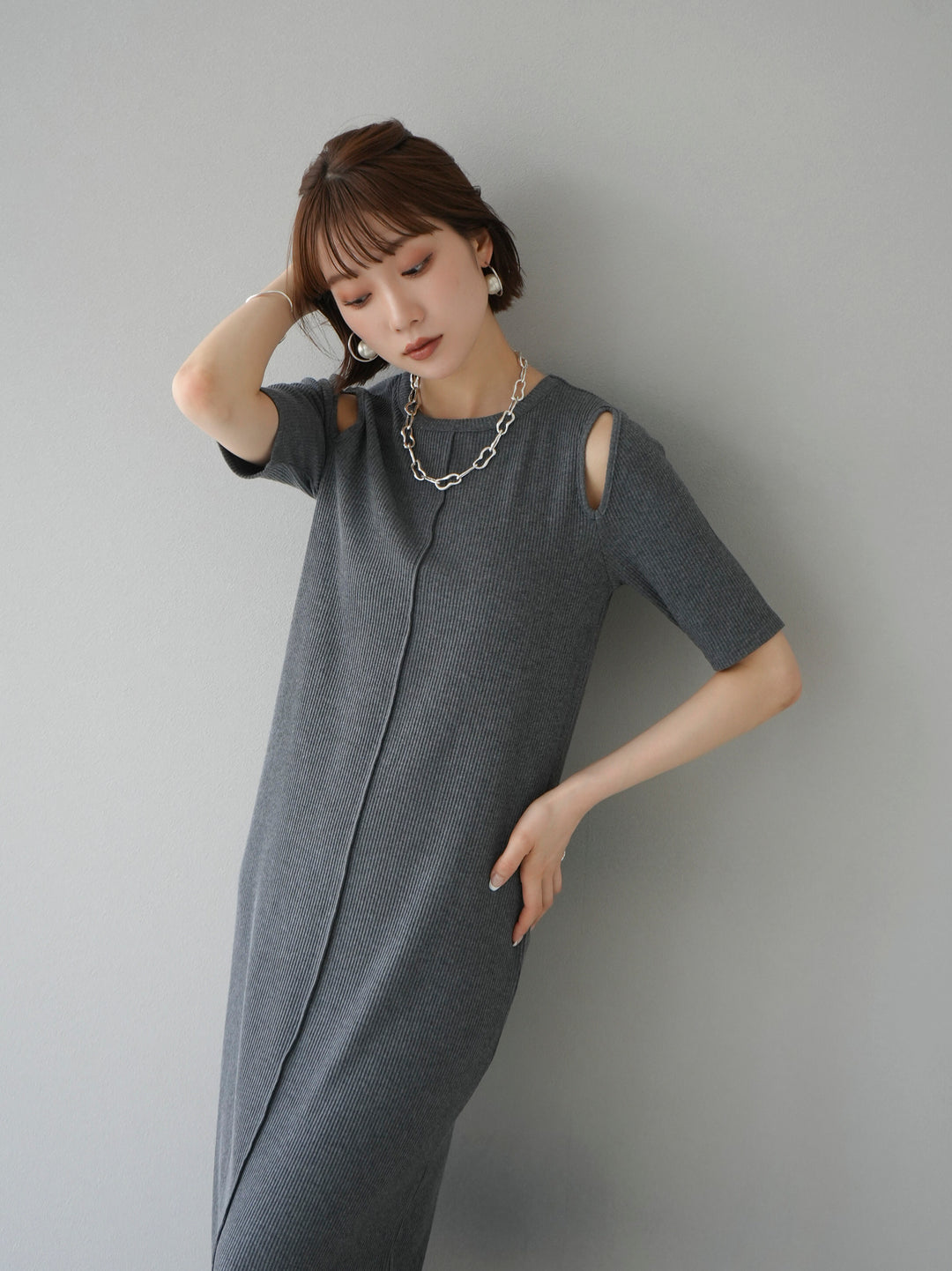[SET] Cut-out ribbed half sleeve dress + selectable accessory set (2 sets)