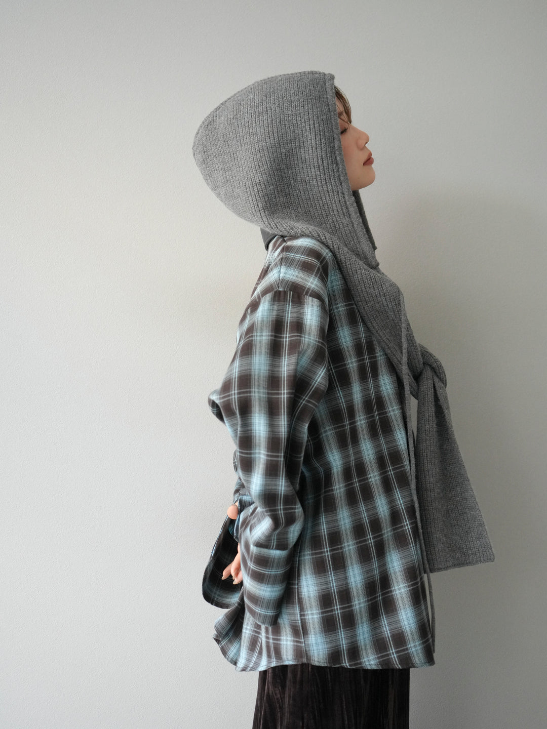 [予約]フードニットマフラー/チャコール