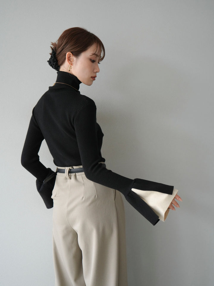 [SET] 疊層喇叭袖高領針織上衣 + 雙褶寬褲 (2 套)