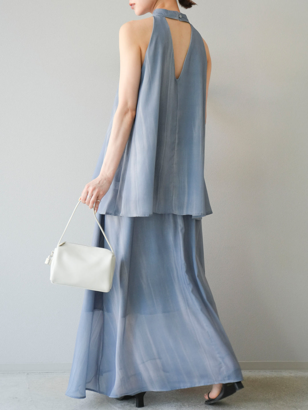 [SET] 細膩花紋V領襯衫＆喇叭裙（2套）