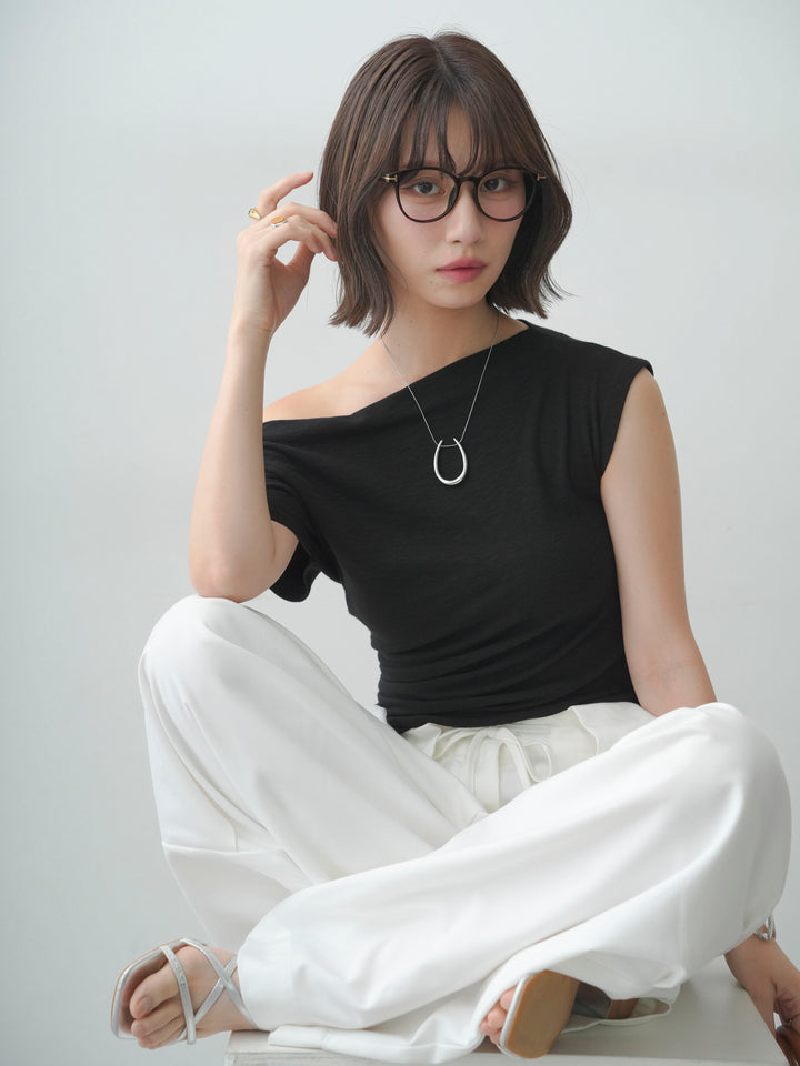 [予約]アシメギャザーカットソー/black