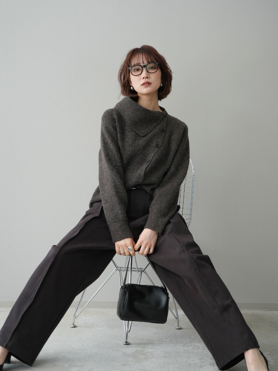 [予約]ハイネックデザインボタンニットカーディガン/mocha