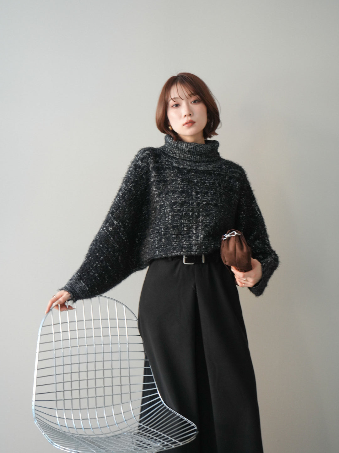 [予約]オフタートルケーブル編みニットプルオーバー/black