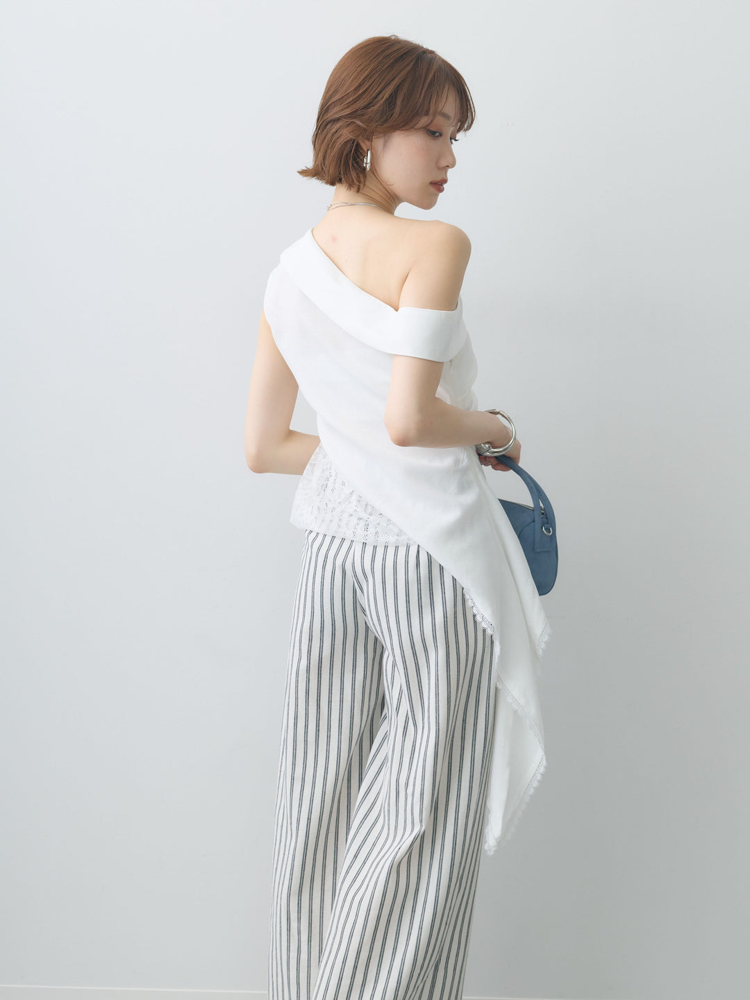 [SET]アシンメトリーラッフルレースヘムトップス+アシンメトリーラッフルレースヘムトップス(2set)