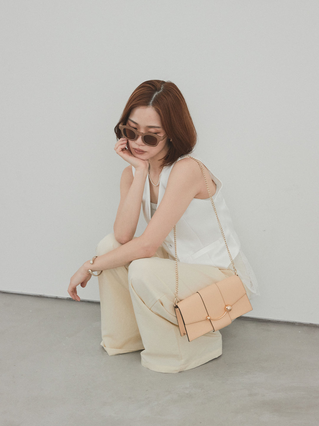 [予約]サテン×レース切替ベスト/ホワイト