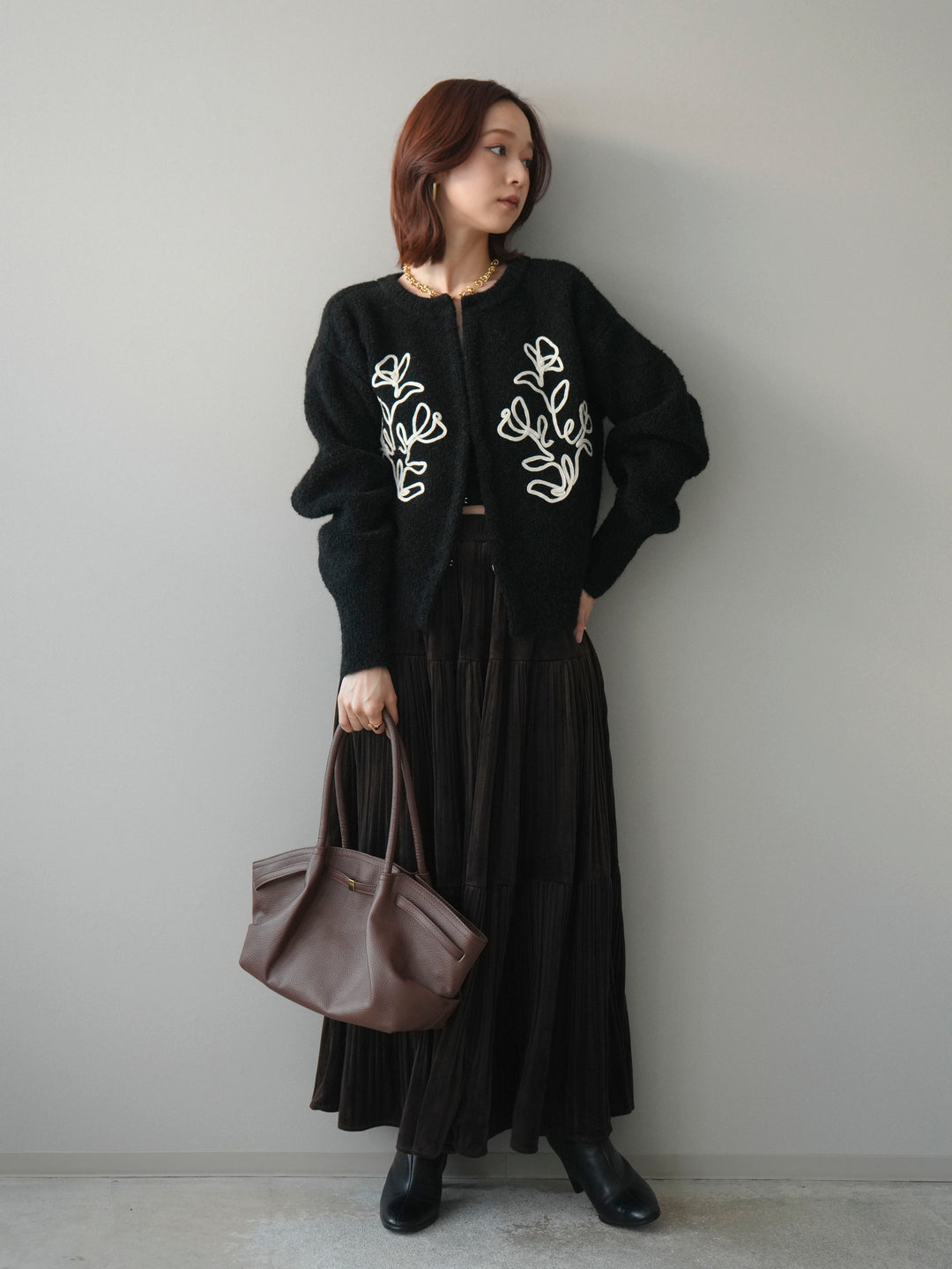 [SET]テープ刺繍ホック開きブークレニットカーディガン+ベロアティアードワッシャースカート(2set)