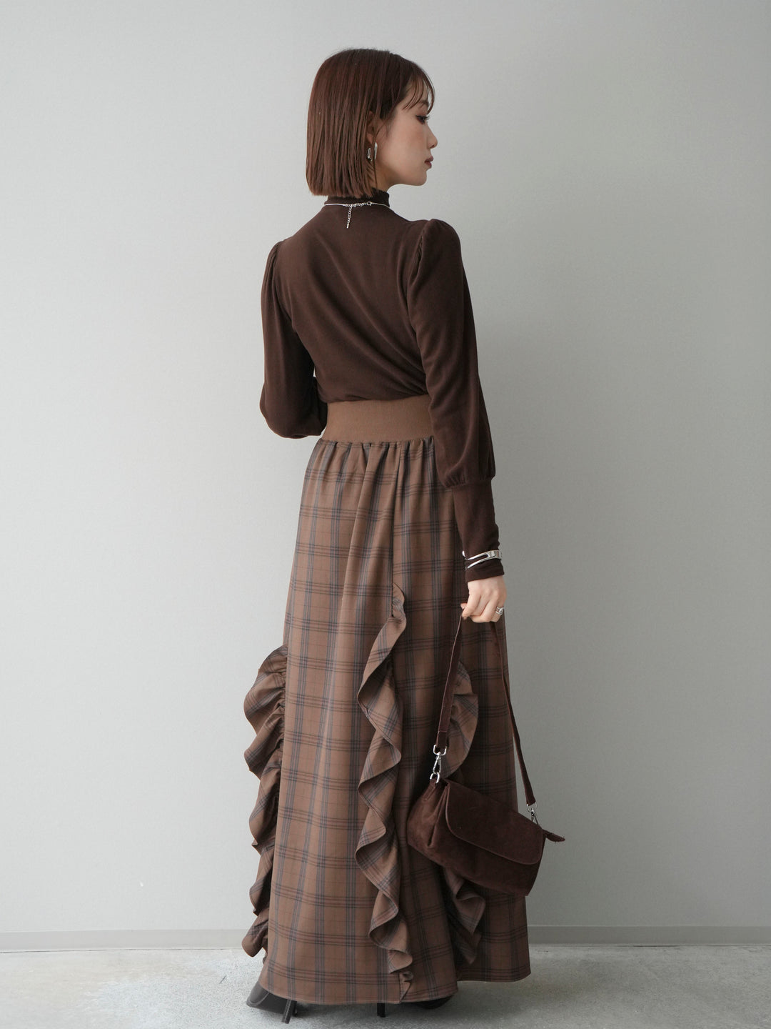 [SET]プチネックパワーショルダー起毛トップス+チェック柄フリルハイウエストマキシスカート(2set)
