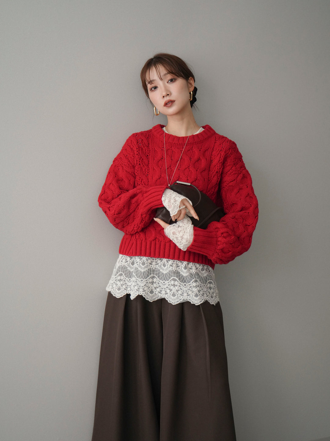 [予約]バルキーケーブルクロップドニットプルオーバー/red