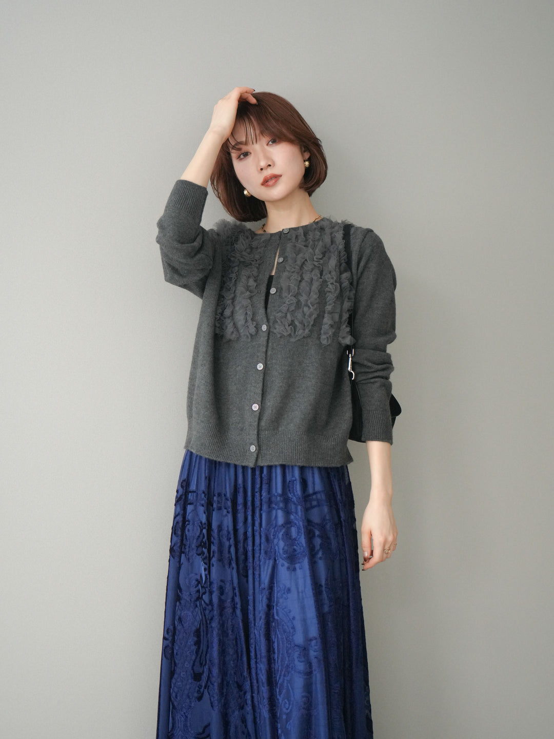 [SET]チュールフリルニットカーディガン+アンティーク柄フロッキーマキシスカート(2set)