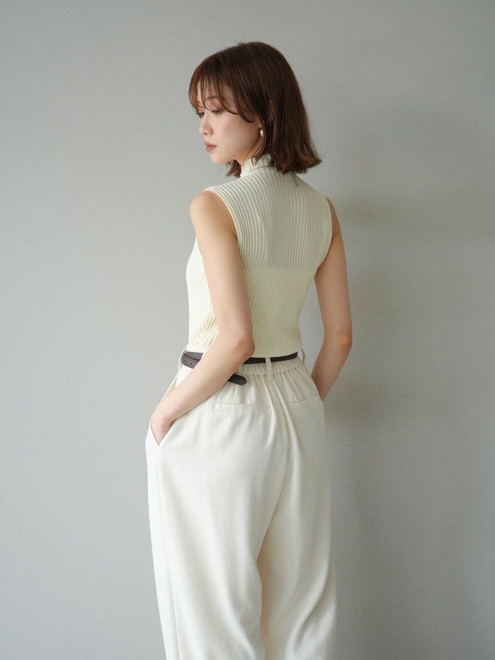 [予約]ボトルネックワッフル編みノースリーブニットトップス/オフホワイト