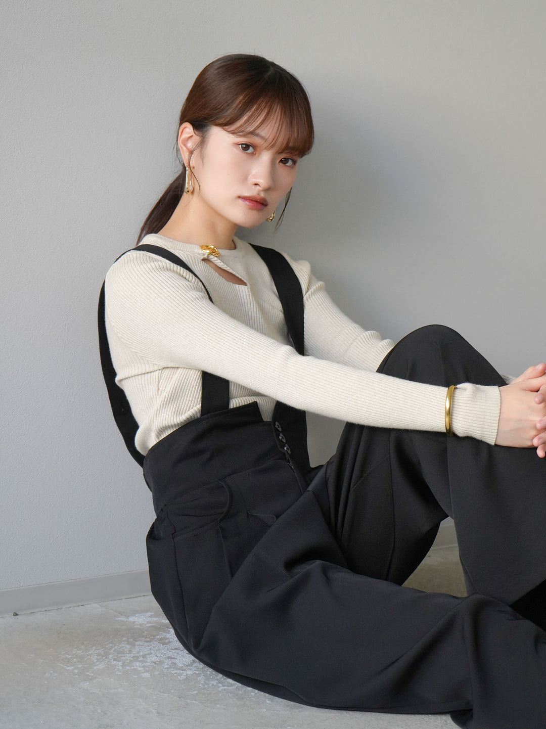 [予約]ゴールドモチーフデザインリブトップス/ベージュ