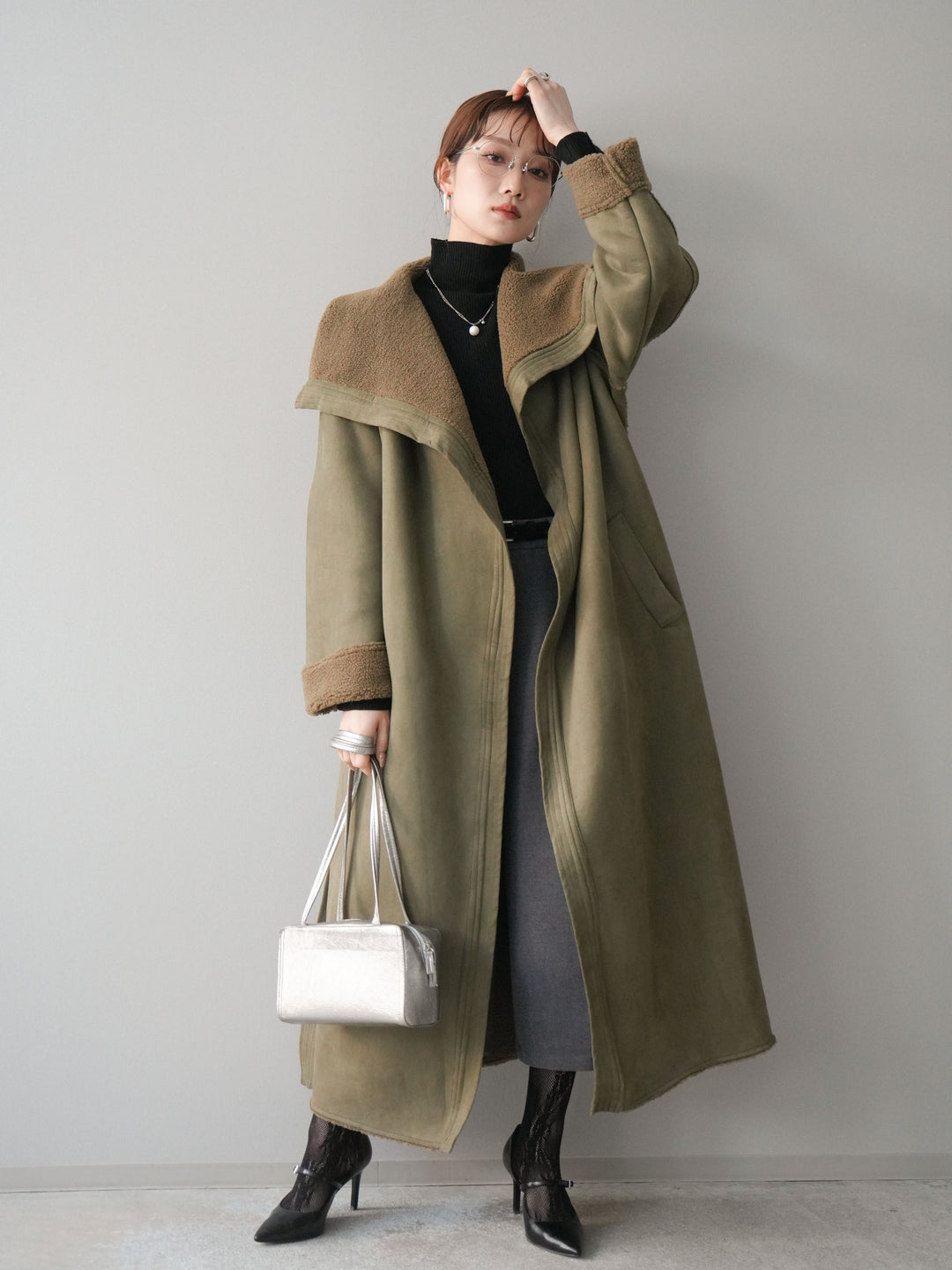 [予約]ベルト付ウールタッチミディアムパンツ/charcoal